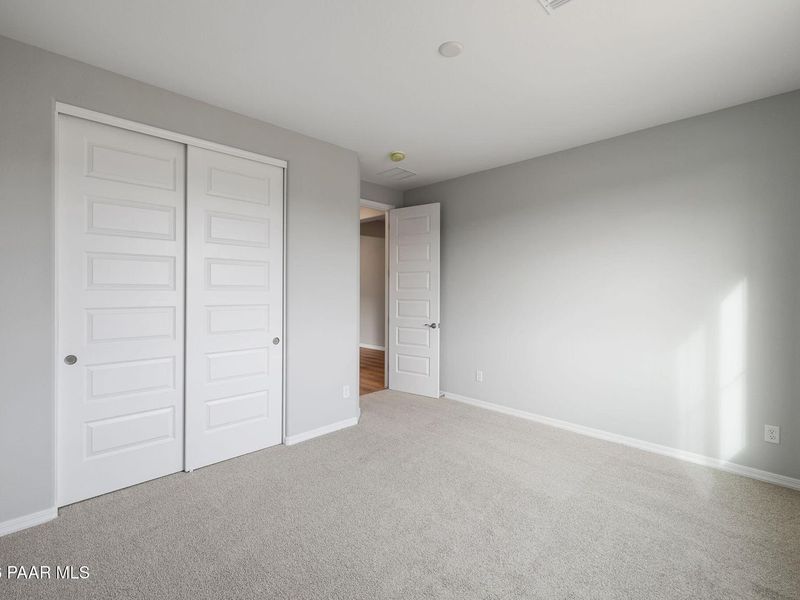 Spacious, unfurnished interior of a new home in North Ridge at Pronghorn Ranch, Prescott Valley (Image 30). Spacious, unfurnished interior of a new home in North Ridge at Pronghorn Ranch, Prescott Valley (Image 30).