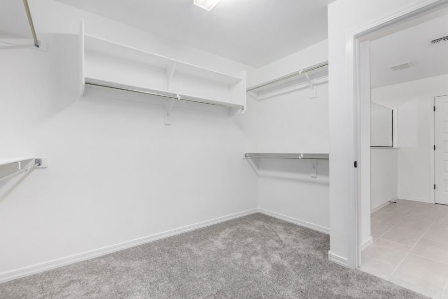 Representative unfurnished interior of a home built from the Winsor by Taylor Morrison in Allen Ranches Discovery Collection, Litchfield Park (Image 22).