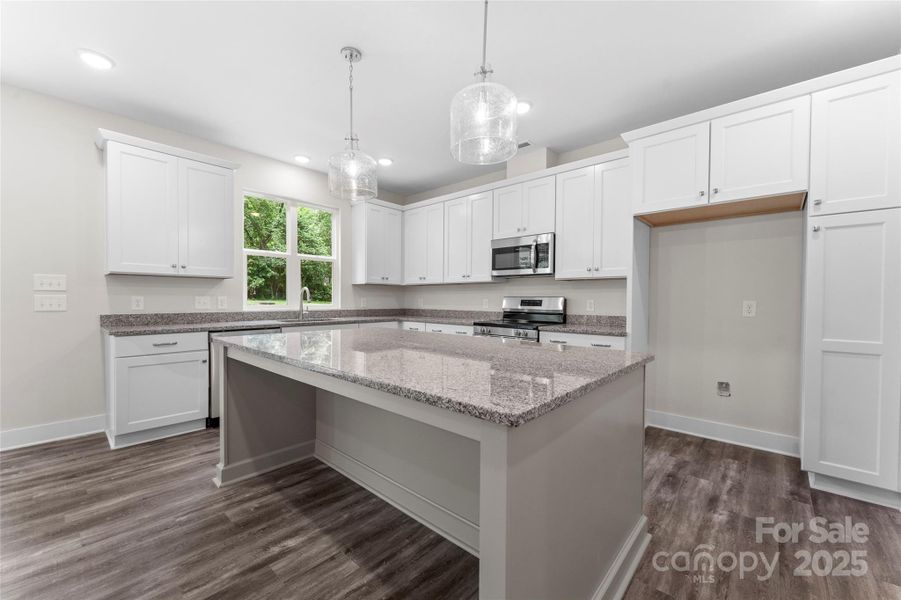 Furnished interior view inside a new home in , Gastonia (Image 10).