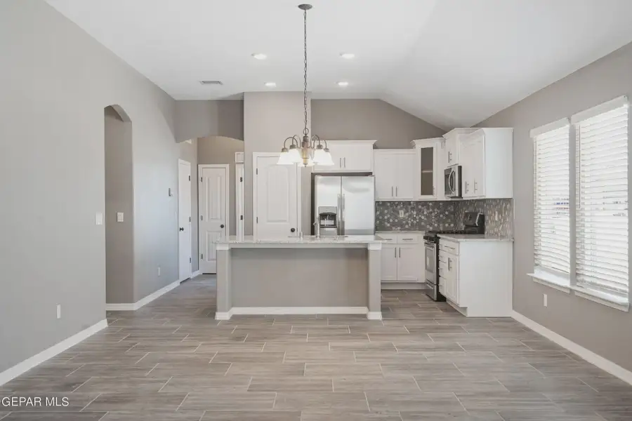 Furnished interior view inside a new home in Crossland, Socorro (Image 4).