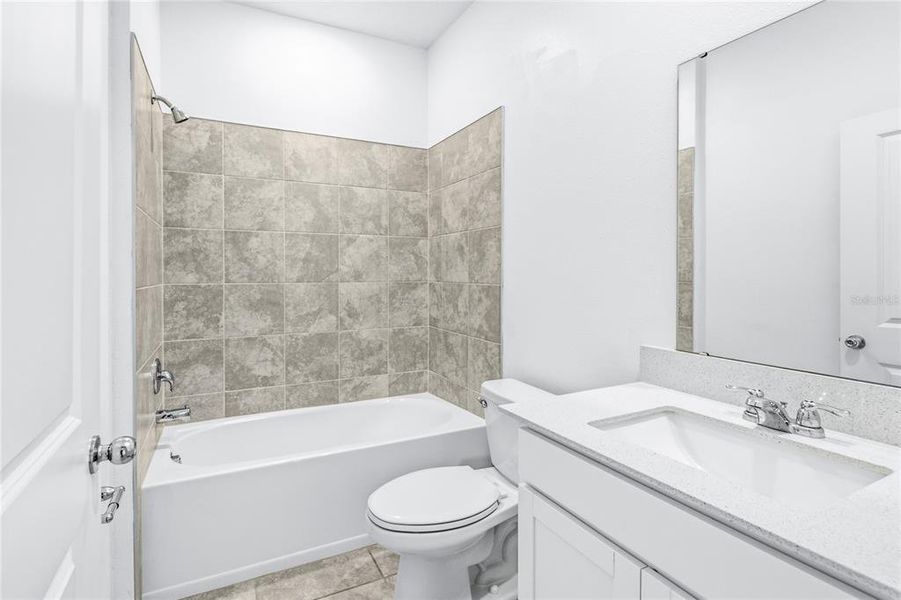 Furnished interior view inside a new home in Peace Creek Reserve, Winter Haven (Image 7).