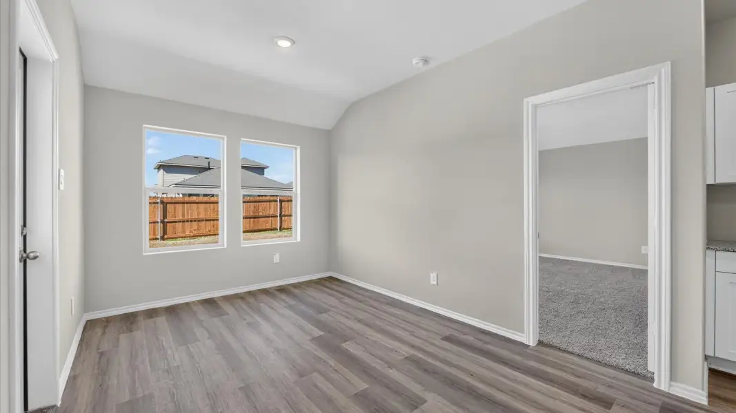 Spacious, unfurnished interior of a new home in Rosewood at Beltmill, Fort Worth (Image 13).