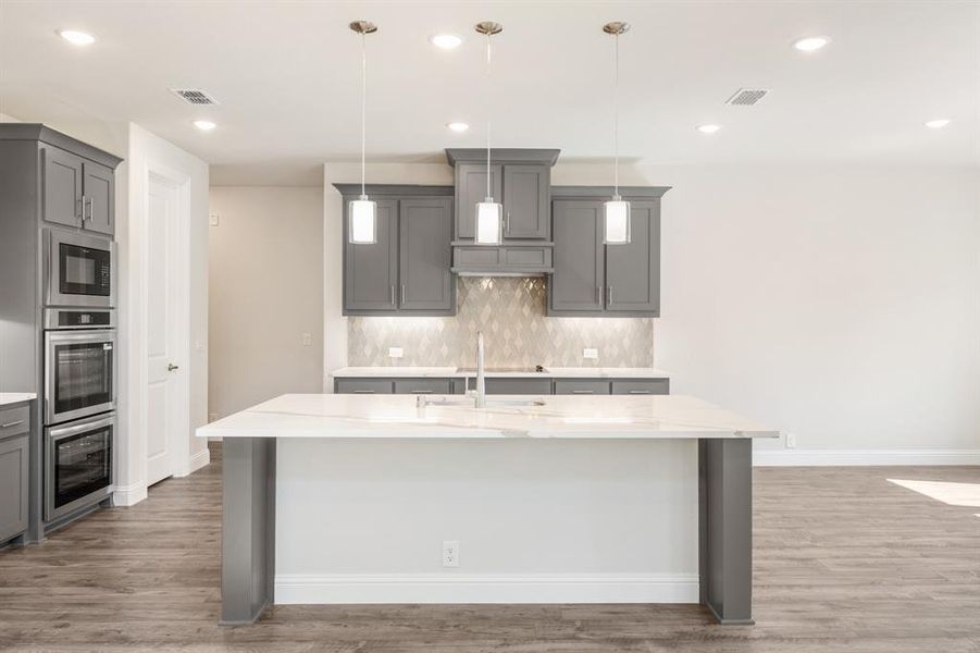 Furnished interior view inside a new home in Ridgepoint, Midlothian (Image 19).