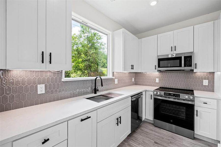 Furnished interior view inside a new home in , Granbury (Image 6).
