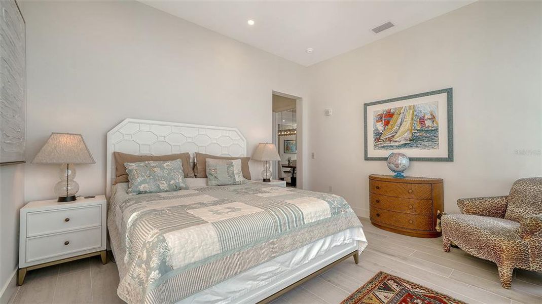 Furnished interior view inside a new home in , Sarasota (Image 7).