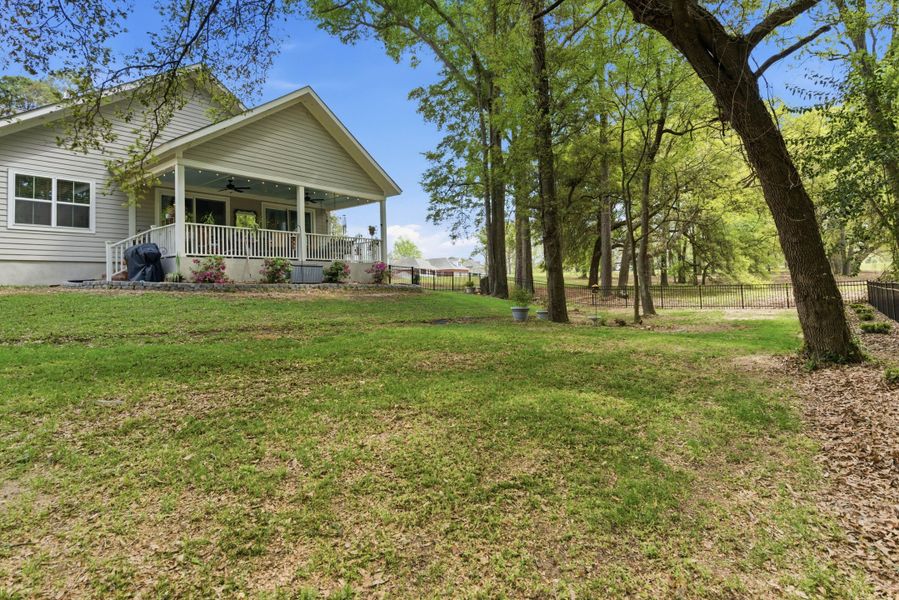 Exterior details and patio area of a home in , Santee (Image 36).