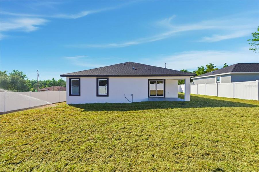 Exterior details and patio area of a home in , Ocala (Image 22).