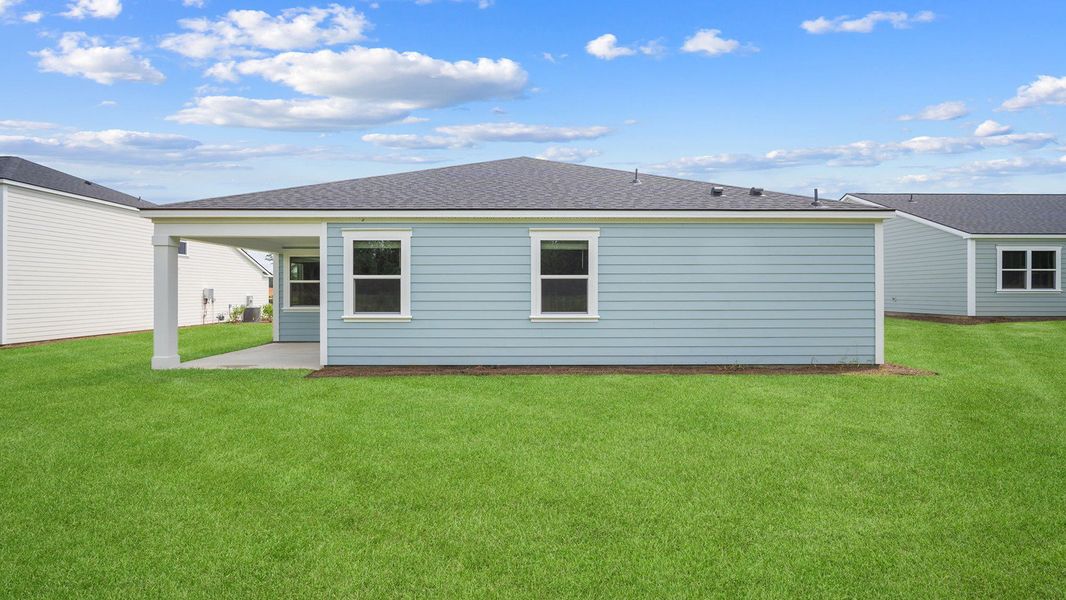 Exterior details and patio area of a home in Fernhill Farms, Statesboro (Image 3).