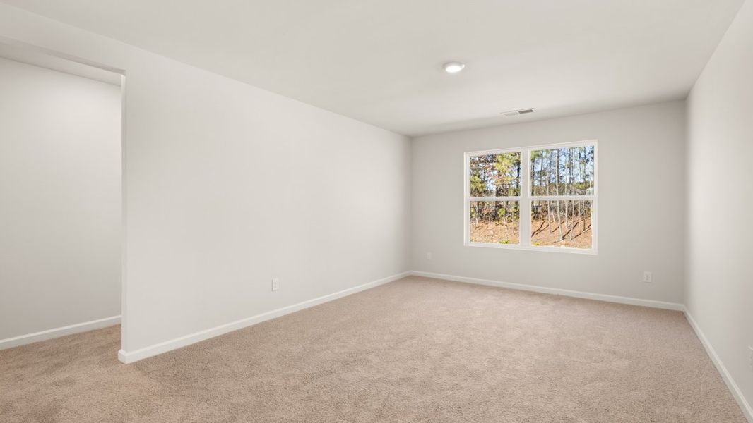 Representative unfurnished interior of a home built from the Halton by D.R. Horton in South Wind, South Fulton (Image 22).