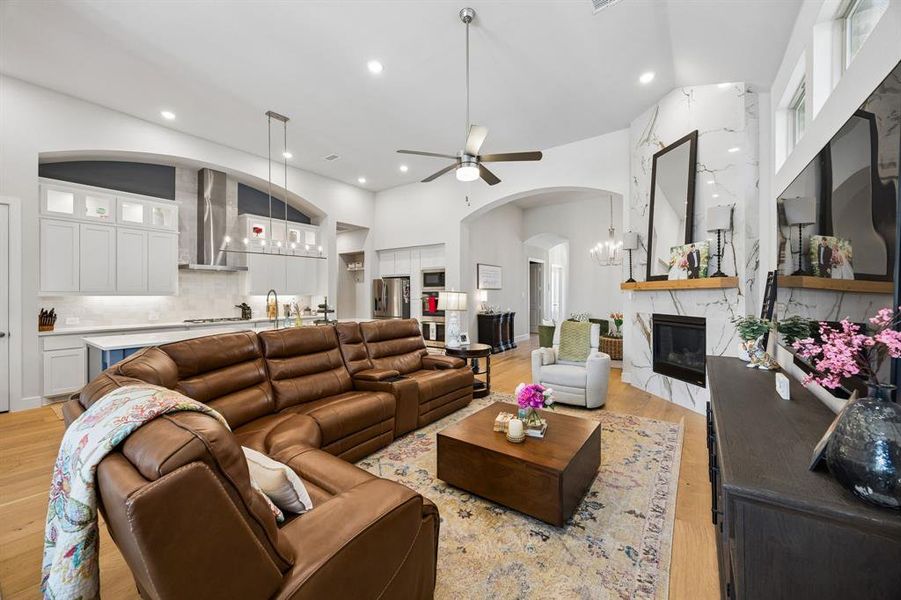 Furnished interior view inside a new home in Sandbrock Ranch, Aubrey (Image 9).