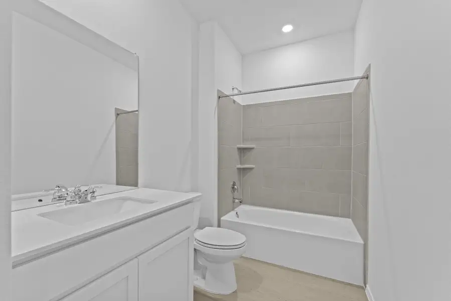 Furnished interior view inside a new home in Schriber Ranch, Mustang Ridge (Image 4).