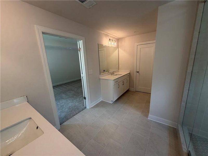 Image 16 of a home in .