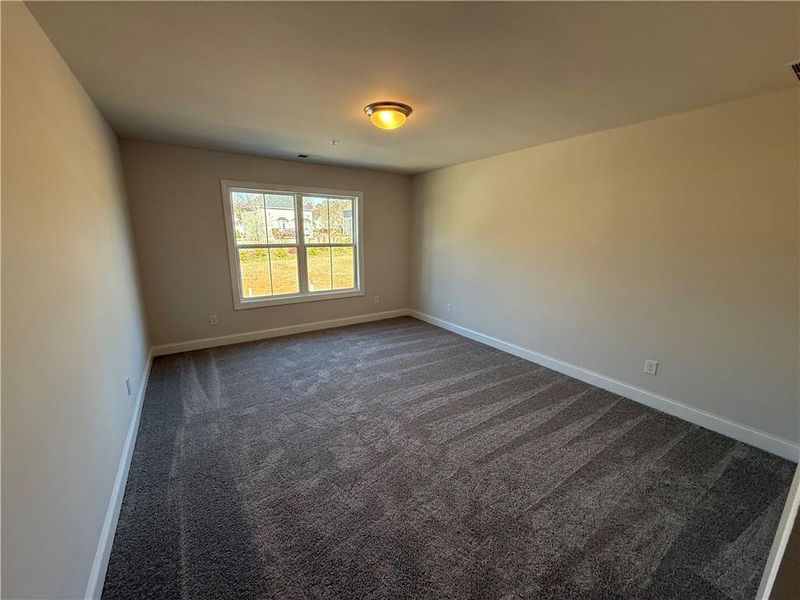 Spacious, unfurnished interior of a new home in , Marietta (Image 20).