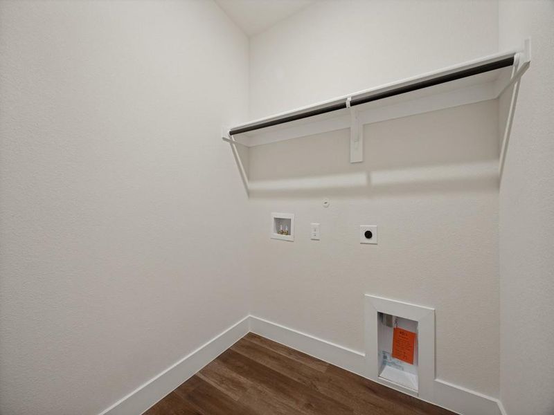 Spacious, unfurnished interior of a new home in Pebblebrook, Sherman (Image 15).