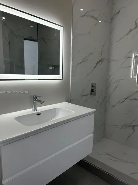 Furnished interior view inside a new home in , Cape Coral (Image 4). Furnished interior view inside a new home in , Cape Coral (Image 4).