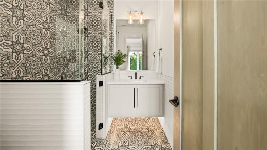 Furnished interior view inside a new home in , Sarasota (Image 70). Furnished interior view inside a new home in , Sarasota (Image 70).