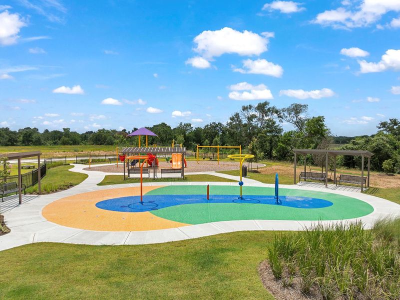 Community amenities in Laurel Farms, Brookshire (Image 33).