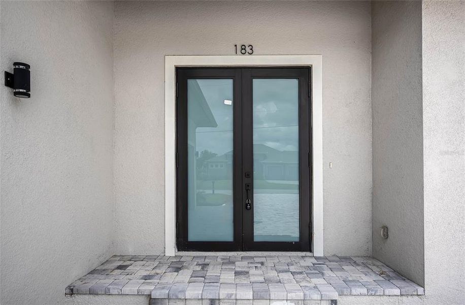 Spacious, unfurnished interior of a new home in , Rotonda West (Image 36).