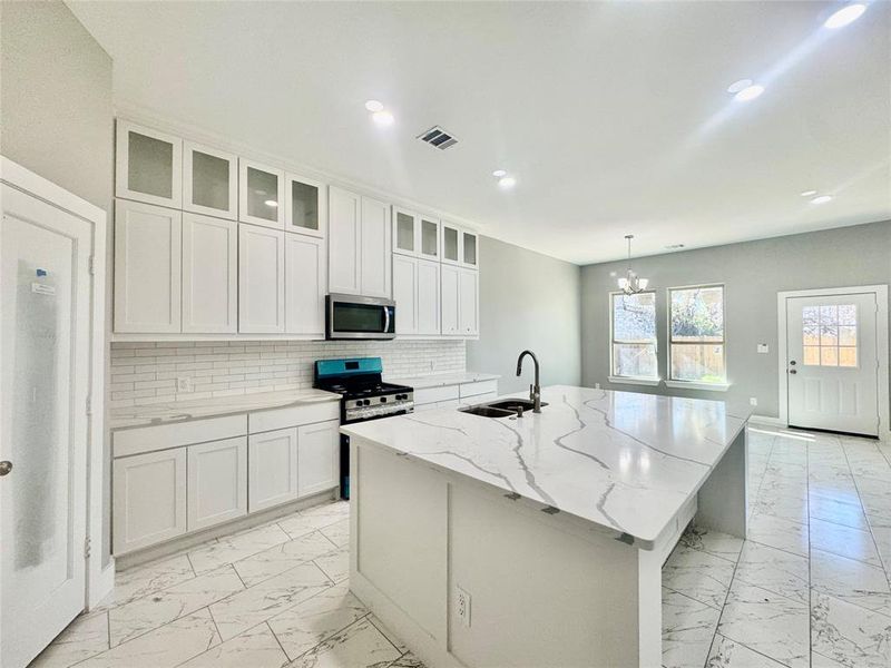 Furnished interior view inside a new home in , Fort Worth (Image 6). Furnished interior view inside a new home in , Fort Worth (Image 6).