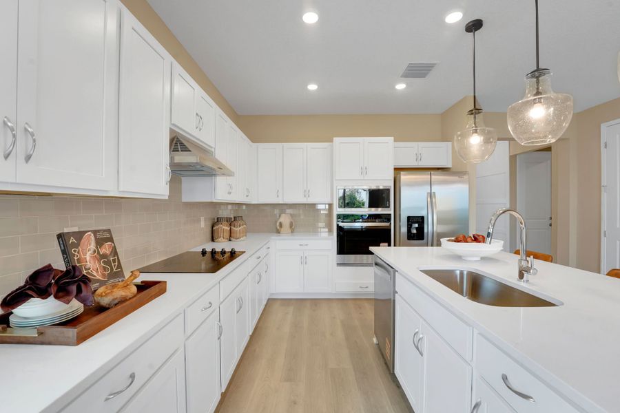 Winter Haven, FL New Home.  - Slide 3