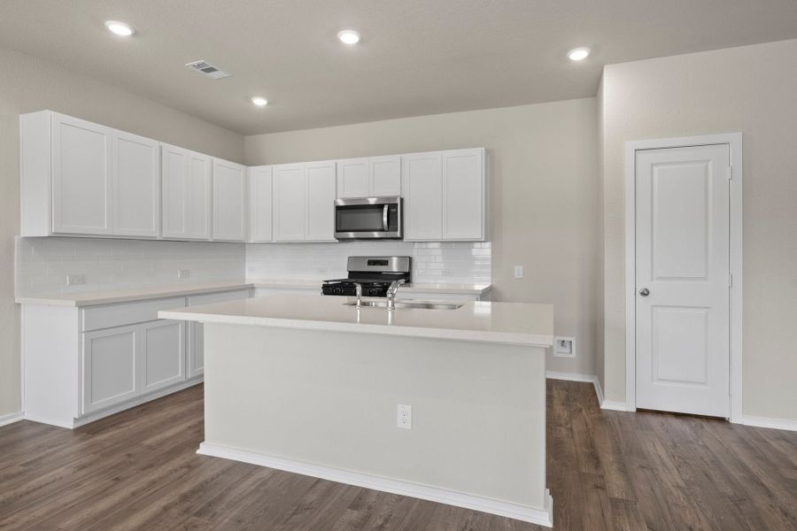 4br New Home in Cove, TX.  - Slide 9