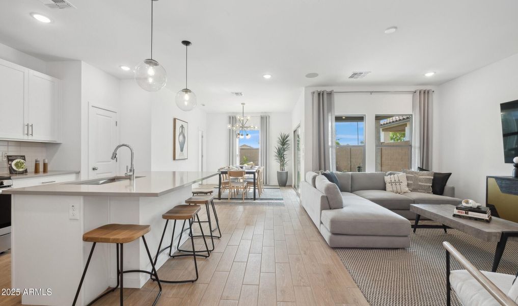 158618_Laveen Springs_Clyde_Great Room_L 158618_Laveen Springs_Clyde_Great Room_L