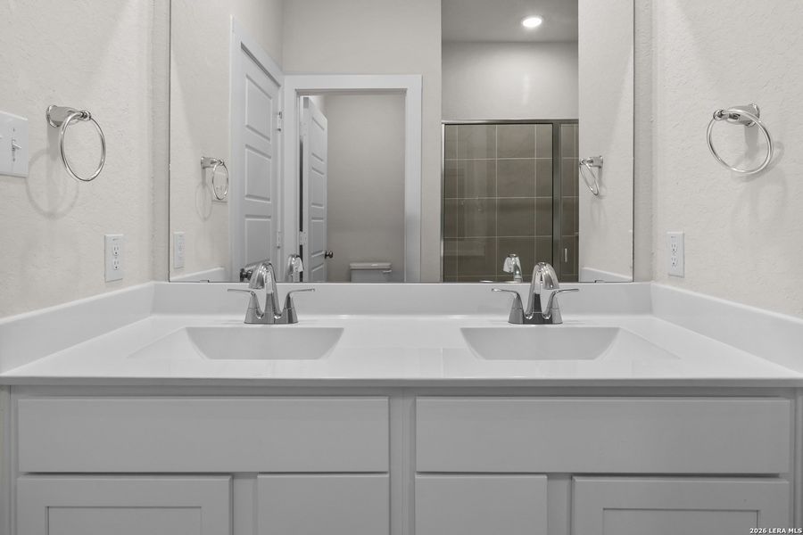Close-up of interior finishes inside a home in Summerlin, San Antonio (Image 17).
