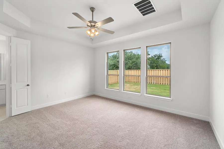 Spacious, unfurnished interior of a new home in Parmer Ranch, Georgetown (Image 33). Spacious, unfurnished interior of a new home in Parmer Ranch, Georgetown (Image 33).