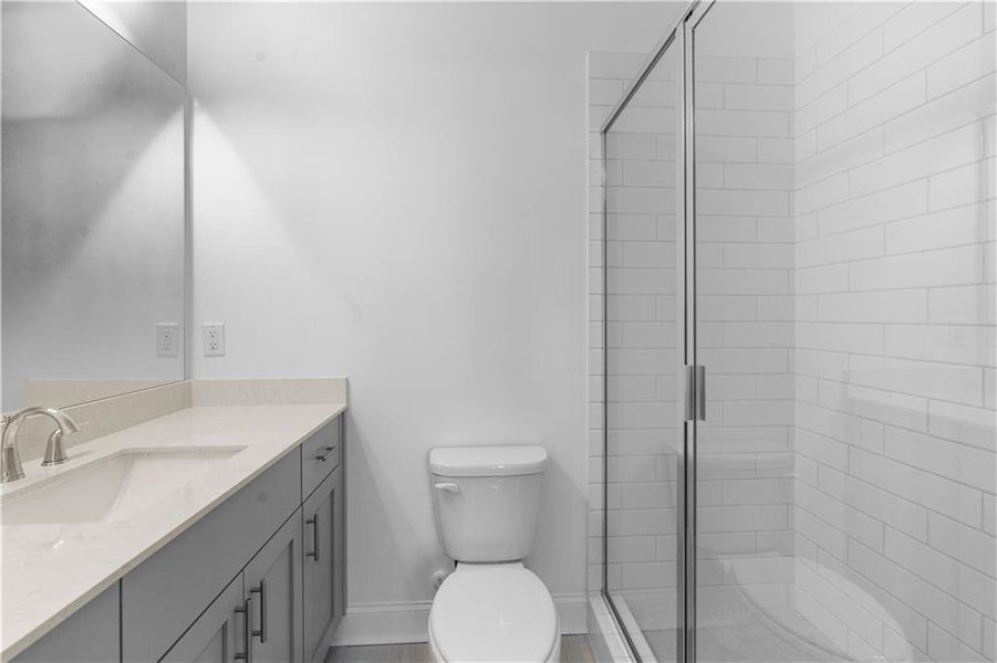 Furnished interior view inside a new home in Evanshire Townhomes, Duluth (Image 10). Furnished interior view inside a new home in Evanshire Townhomes, Duluth (Image 10).