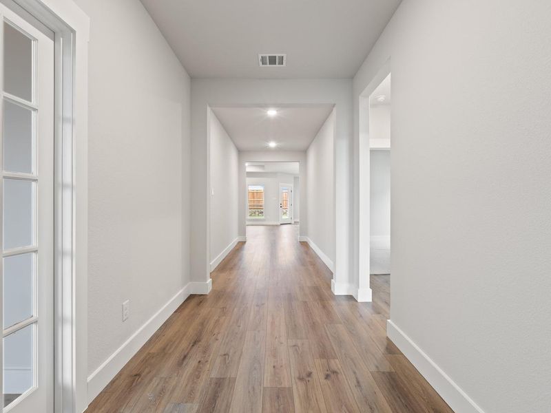 Spacious, unfurnished interior of a new home in Waverly Estates, Josephine (Image 13). Spacious, unfurnished interior of a new home in Waverly Estates, Josephine (Image 13).