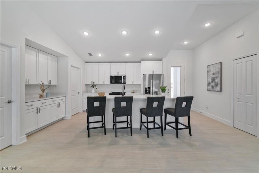 Furnished interior view inside a new home in Cape Coral, Cape Coral (Image 6).