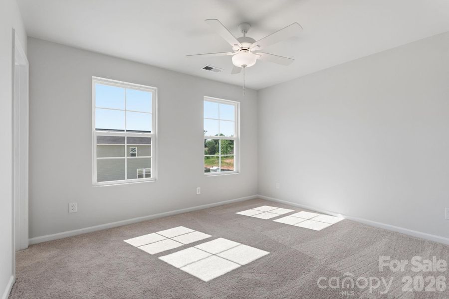 Spacious, unfurnished interior of a new home in Piper Creek, Newton (Image 24).