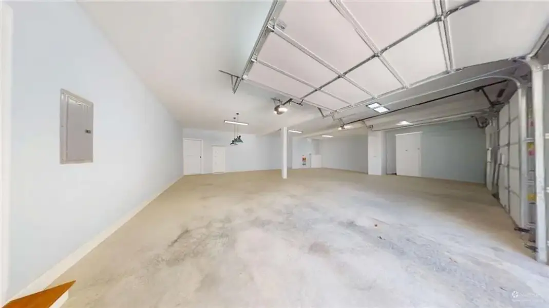 Spacious, unfurnished interior of a new home in , Rome (Image 56).