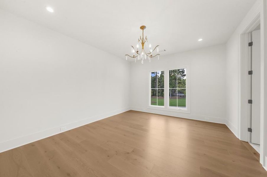 Spacious, unfurnished interior of a new home in , Alpharetta (Image 68).