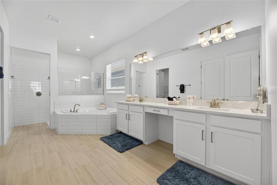 Furnished interior view inside a new home in , Wimauma (Image 10).