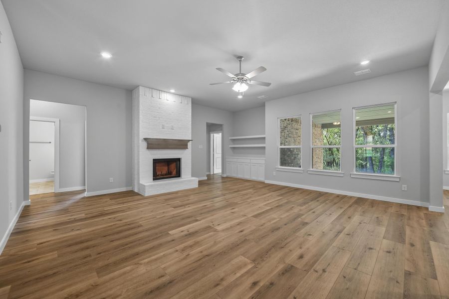 Representative Photo - Options and colors may vary