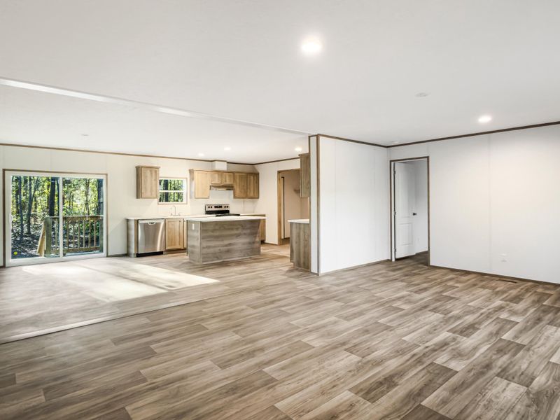 Spacious, unfurnished interior of a new home in , Round O (Image 17).
