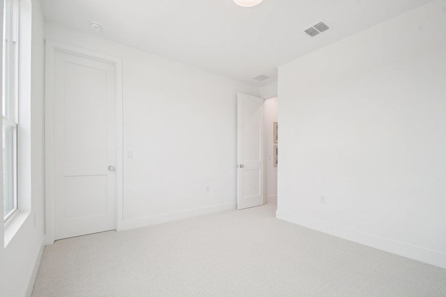 Spacious, unfurnished interior of a new home in Novel, Austin (Image 24).