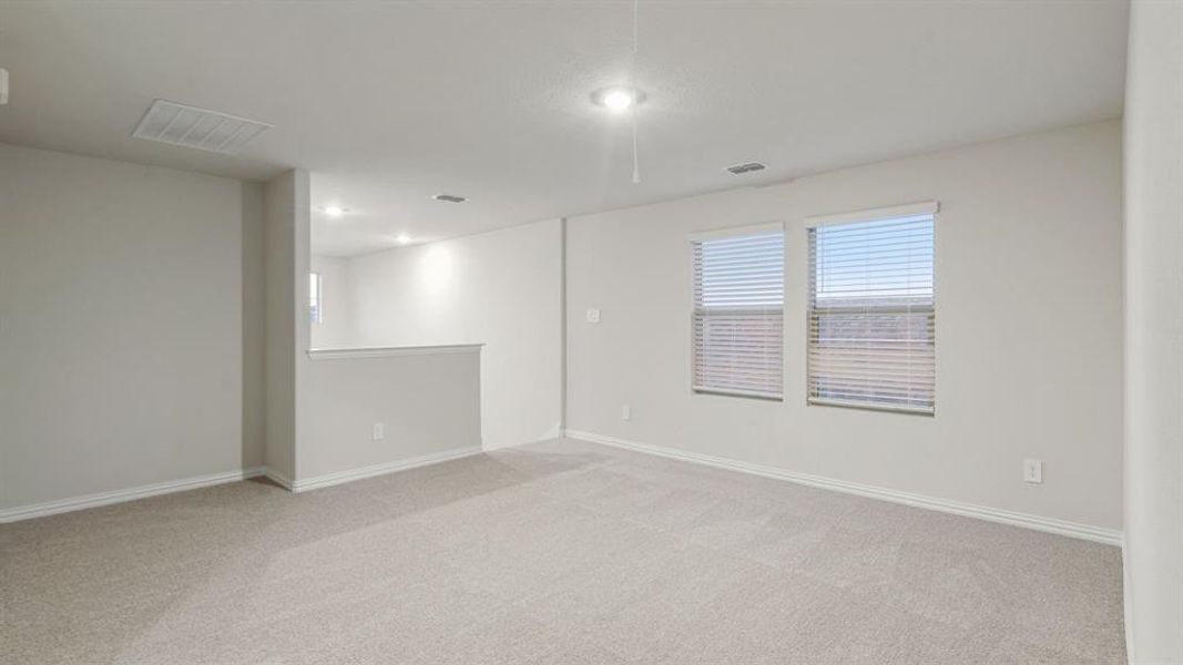 Spacious, unfurnished interior of a new home in Eastridge - Spring Series, McKinney (Image 25).
