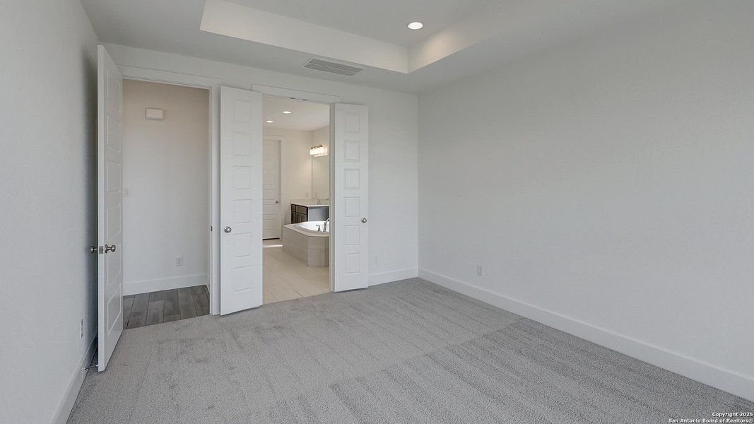 Spacious, unfurnished interior of a new home in Alsatian Oaks 50', Castroville (Image 10). Spacious, unfurnished interior of a new home in Alsatian Oaks 50', Castroville (Image 10).