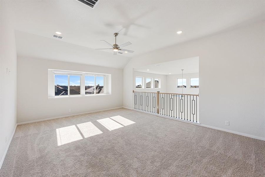 Spacious, unfurnished interior of a new home in Hayes Crossing, Midlothian (Image 28).