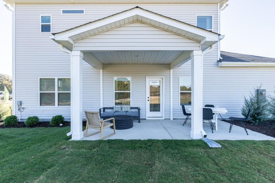 Front exterior of a new home in Duncan Farm, Cartersville, GA, highlighting curb appeal (Image 1).