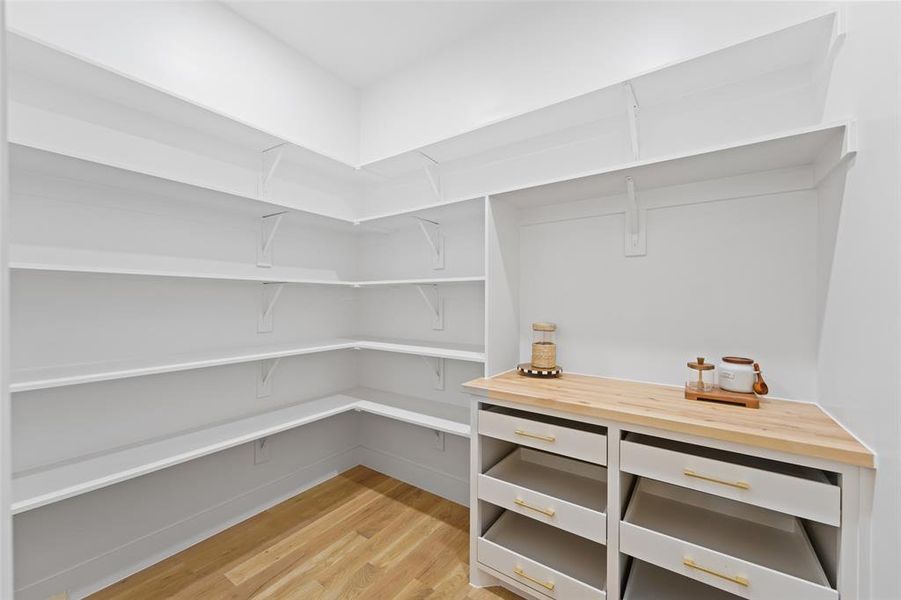 Image 36 of a home in .