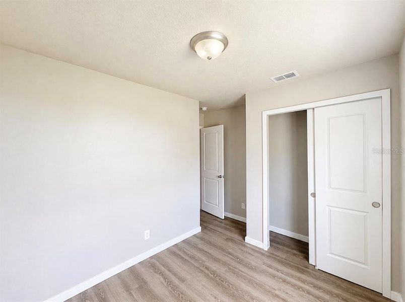Spacious, unfurnished interior of a new home in , Groveland (Image 8).
