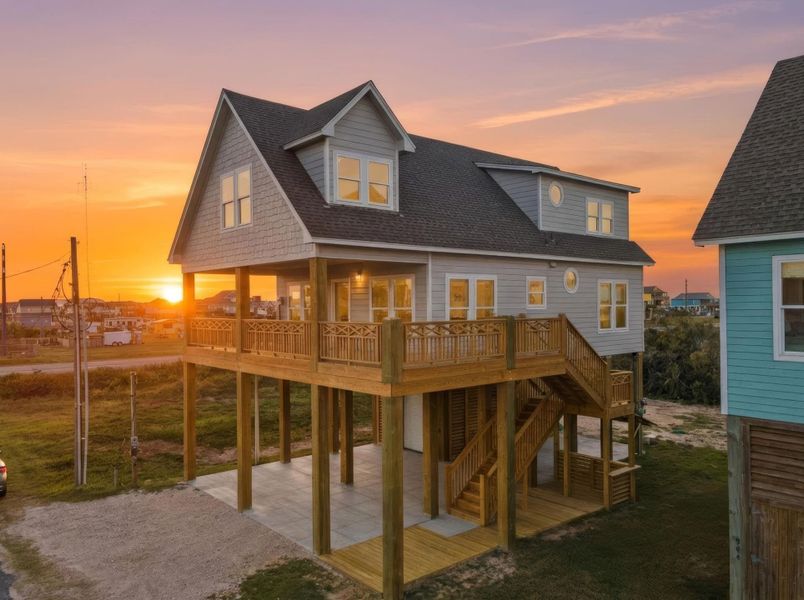 Exterior details and patio area of a home in , Bolivar (Image 25).