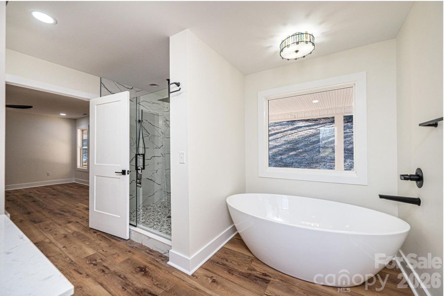 Furnished interior view inside a new home in , Lenoir (Image 29).