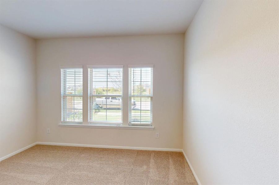 Spacious, unfurnished interior of a new home in The Preserve, Justin (Image 16).