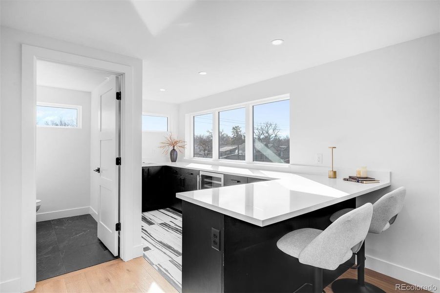 large wet bar/kitchenette