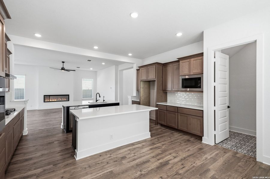 Furnished interior view inside a new home in Prominence Urban, San Antonio (Image 16).