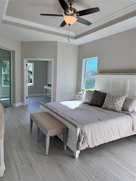 Furnished interior view inside a new home in , Englewood (Image 38).